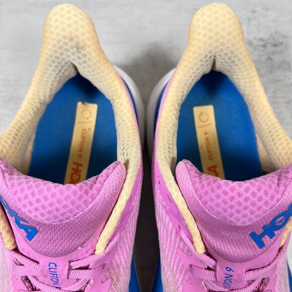 Hoka One One Clifton 9 Running Shoes - Women's Size 9 - Pink - Picture 8 of 10